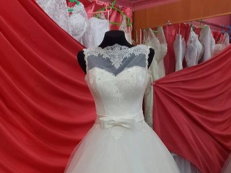 Свадебное новое платье, фотография 1