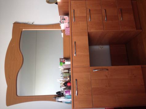 Продам дамский стол с зеркалом., фотография 1
