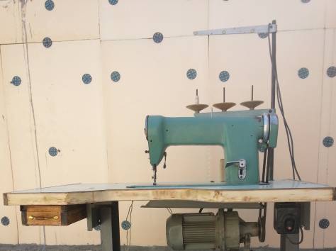 промышленная швейная машинка, фотография 1