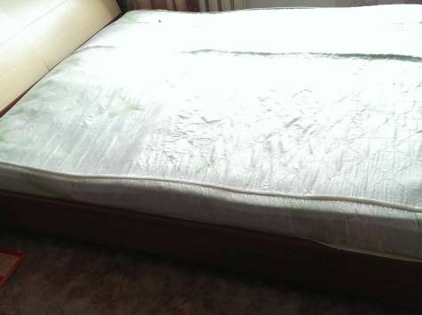 Двухместная кровать, фотография 1