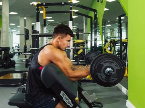 Продам абонемент в фитнес-клуб 