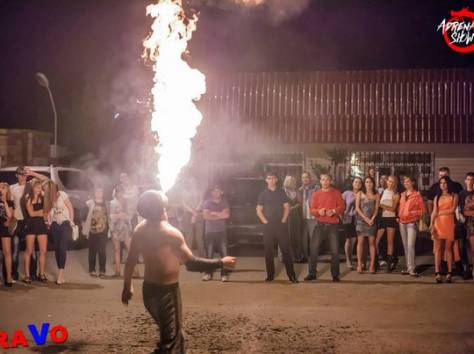 огненное (фаер), световое шоу на новогодние корпоративы, фотография 5