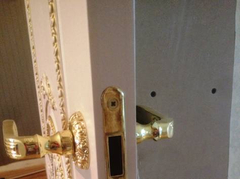 Межкомнатные и входные двери, фотография 1