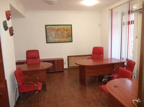       Офисное помещение. Адрес Бухар-Жырау,  27               Стоимость аренды 300 000 тенге в месяц. , фотография 1