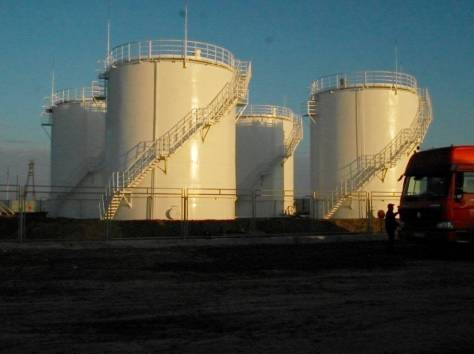 Оптово-розничная продажа нефтепродуктов и аренда спецтехники, фотография 1