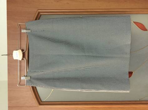 Женские классические костюмы 46 размера продам, фотография 4