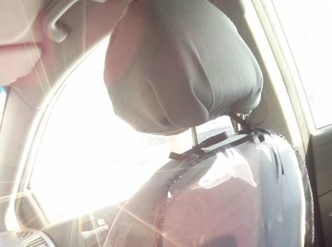 Чехол на спинки переднего сиденья автомобиля от грязной обуви ребенка, фотография 2