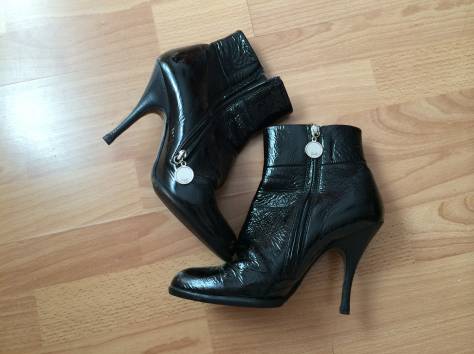 Итальянские лаковые ботильоны, 38 размер, фотография 1