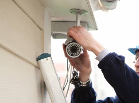 Монтаж систем охранно-пожарной сигнализации и видеонаблюдения в г.Алматы, фотография 1