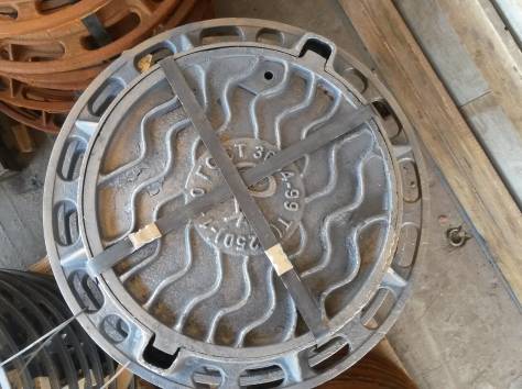 Реализация канализационных люков, фотография 3