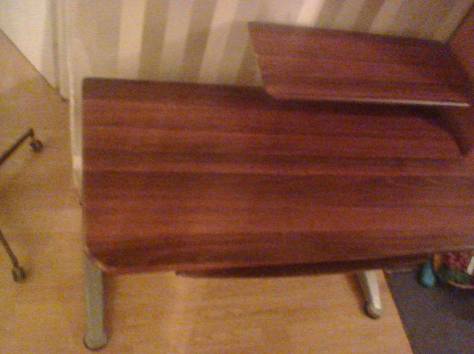 продам компьютерный стол парта, фотография 3