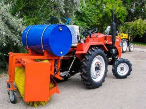 Щетка коммунальная с возможностью установки бочки для полива H03.300 , фотография 2