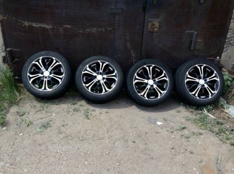 Продам оригинальные диски с летними шинами, фотография 2