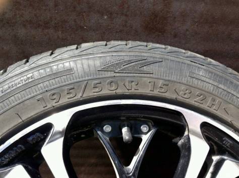 Продам оригинальные диски с летними шинами, фотография 4