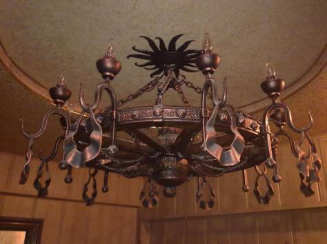 Кованые люстры, фотография 2