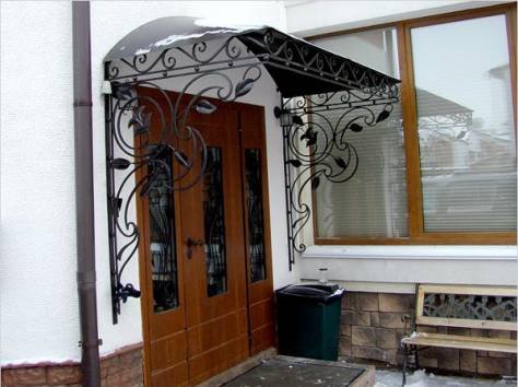 Кованые навесы, козырьки, фотография 11