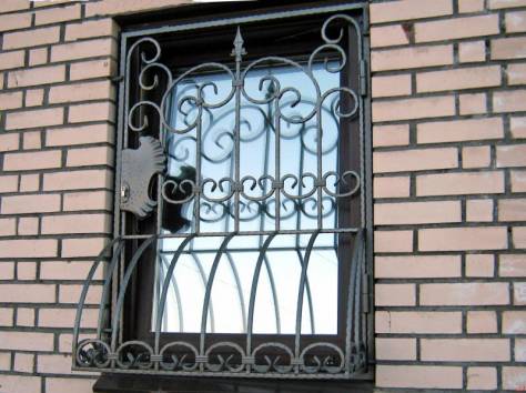 Кованые решетки на окна, фотография 5
