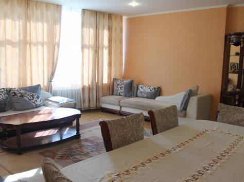 Сдам 3-х комнатную квартиру в центре, Бухар-Жырау - Байтурсынова, фотография 1