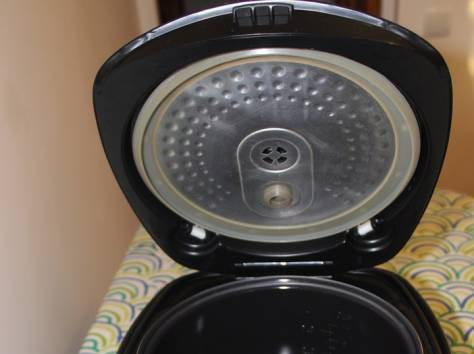 Мультиварка почти новая Readmond. Все в комплекте, фотография 2