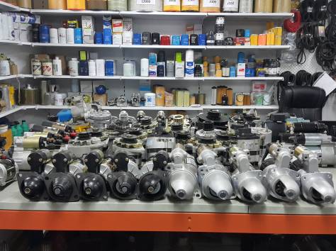 Автозапчасти, фотография 1