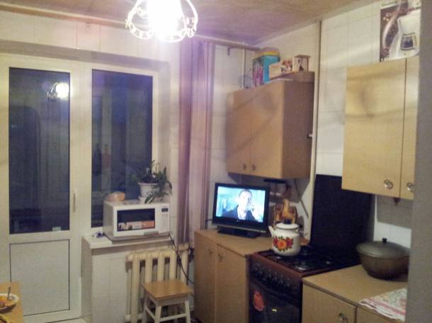 сдам- продам 2 х комнатную квартиру улучшенной планировки 8 мкр хлебокомбинат, фотография 2