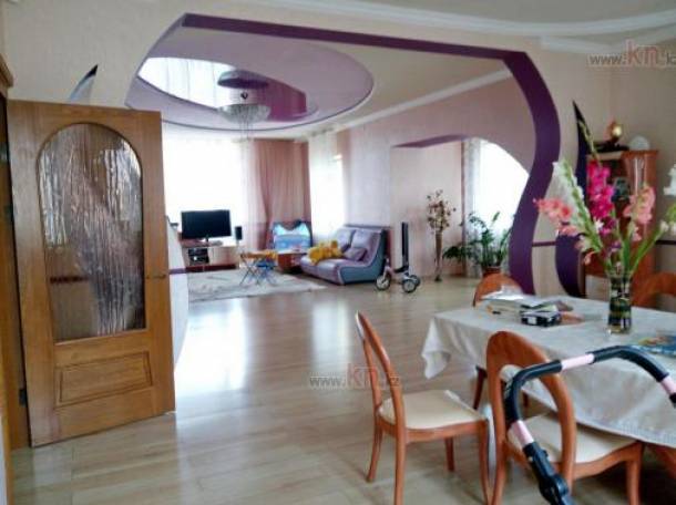 Продажа девятикомнатного дома, 503 м, Панель-центр за 225 000 000 тг., фотография 9