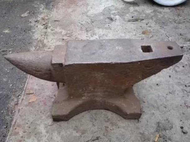 Продам наковальню большую 35000т, фотография 1