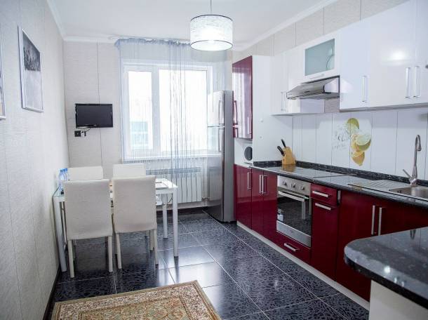 3 комнатная посуточно в ЖК Лазурный квартал 13 этаж, фотография 10