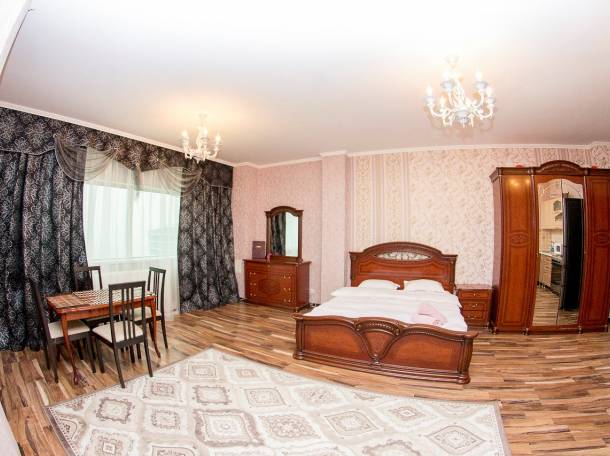 1 комнатная посуточно в ЖК Северное Сияние 38 этаж, фотография 1