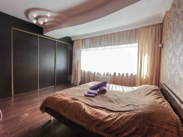 2 комнатная посуточно в ЖК Северное Сияние 19 этаж, фотография 11