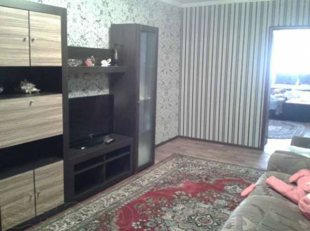 Сдам 3-комнатную квартиру на Джумалиева 156, фотография 1