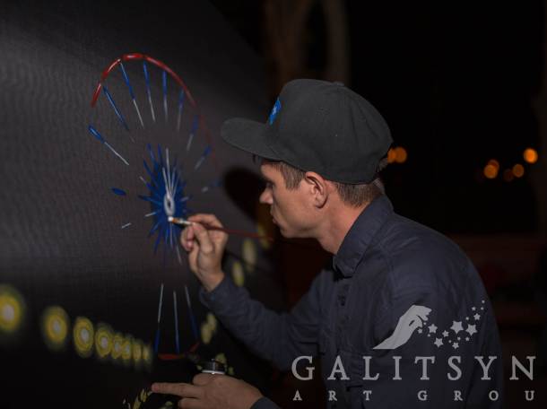 Танцующий художник  в Алматы, фотография 1