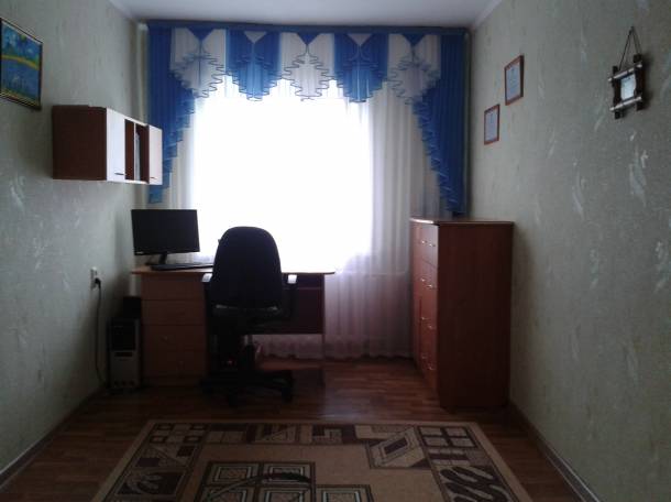 Продам 2-х комнатную в центре Ак. Бектурова 56/1, фотография 1