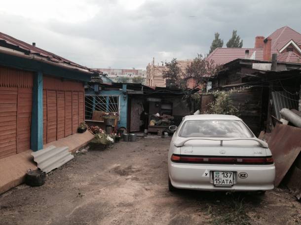 Продам пол дома и домик во дворе.ВОЗМОЖНО ПРОЖИВАНИЕ двух семей!, фотография 3