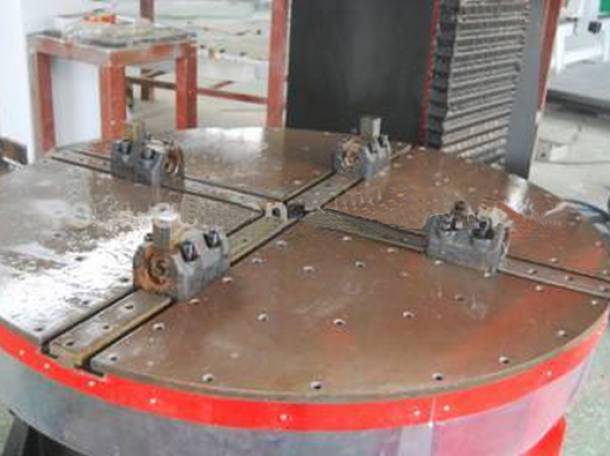 Фрезерный станок по камню вертикальный 1600x1000x500мм для гравировки статуэток и пр., фотография 3