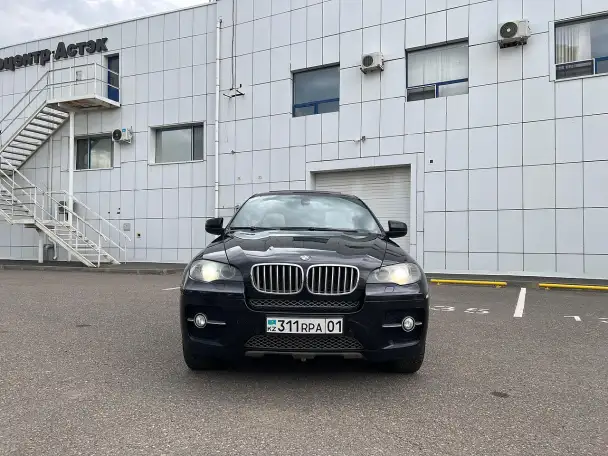 BMW X6 2009 г., фотография 2