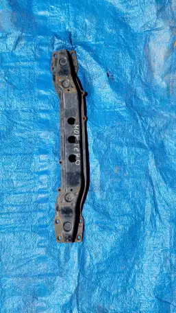 Траверса кпп  Montero Sport, фотография 1