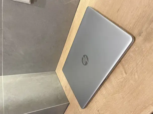 Продам СРОЧНО Ноутбук HP 15s-fq2040ur, фотография 3