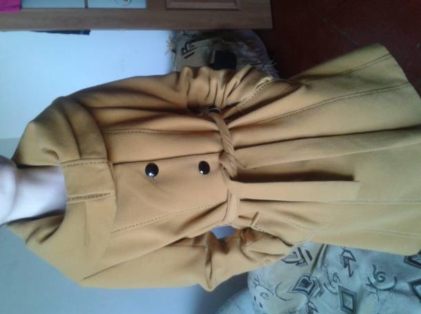 Женское пальто, фотография 1