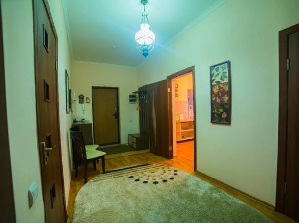 Суточная квартира, Кунаева 14.2, фотография 2