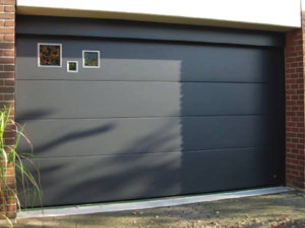 Автоматические секционные ворота,рольставни,шлагбаумы,распашные ворота, фотография 2