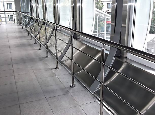 Изготовление и монтаж перил из нержавеющей стали, фотография 5
