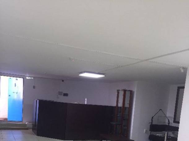 Срочно сдается, салон красоты в центре города по улице Ташенова., фотография 1