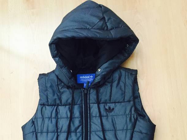 Женская жилетка Adidas, фотография 1