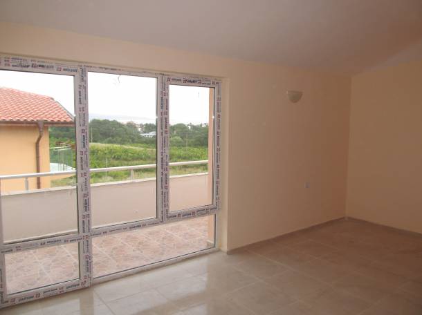 Продам трехкомнатные апартаменты (85 кв.м) в Болгарии, фотография 1