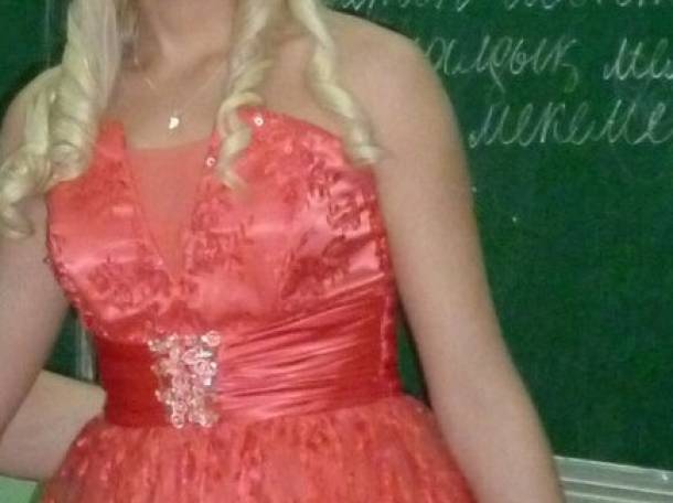 Продам вечерние (выпускные) платья, фотография 1