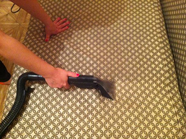 Чистка мягкой мебели, ковровых покрытий, матрасов, фотография 2