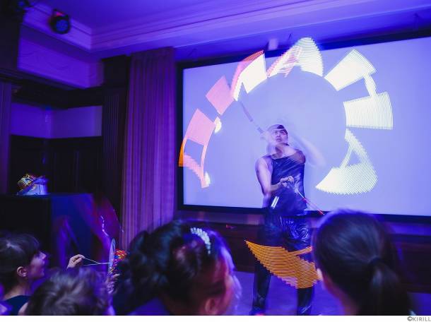 Световое шоу Adrenaline , фотография 4