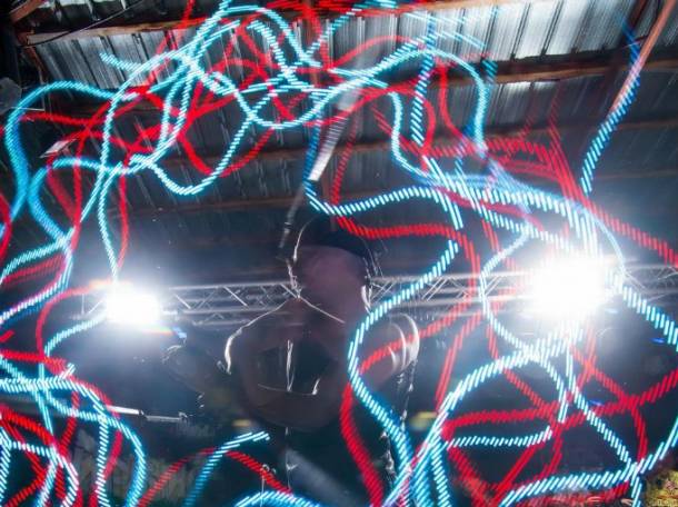 Световое  и огненное шоу Adrenaline , фотография 4