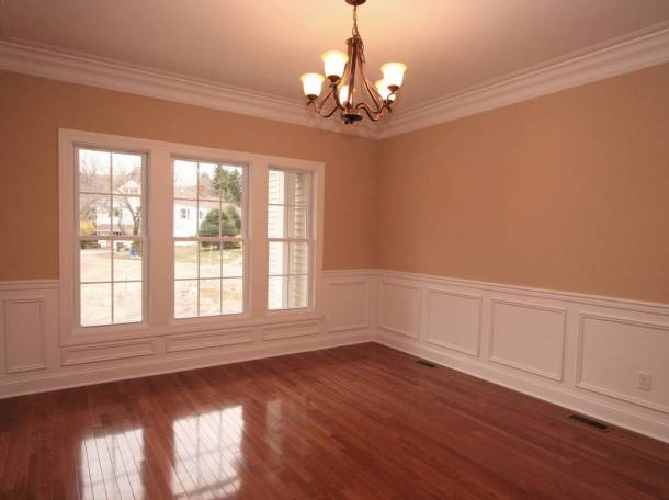 Наклейка молдингов, пилястр и гантелей, фотография 1